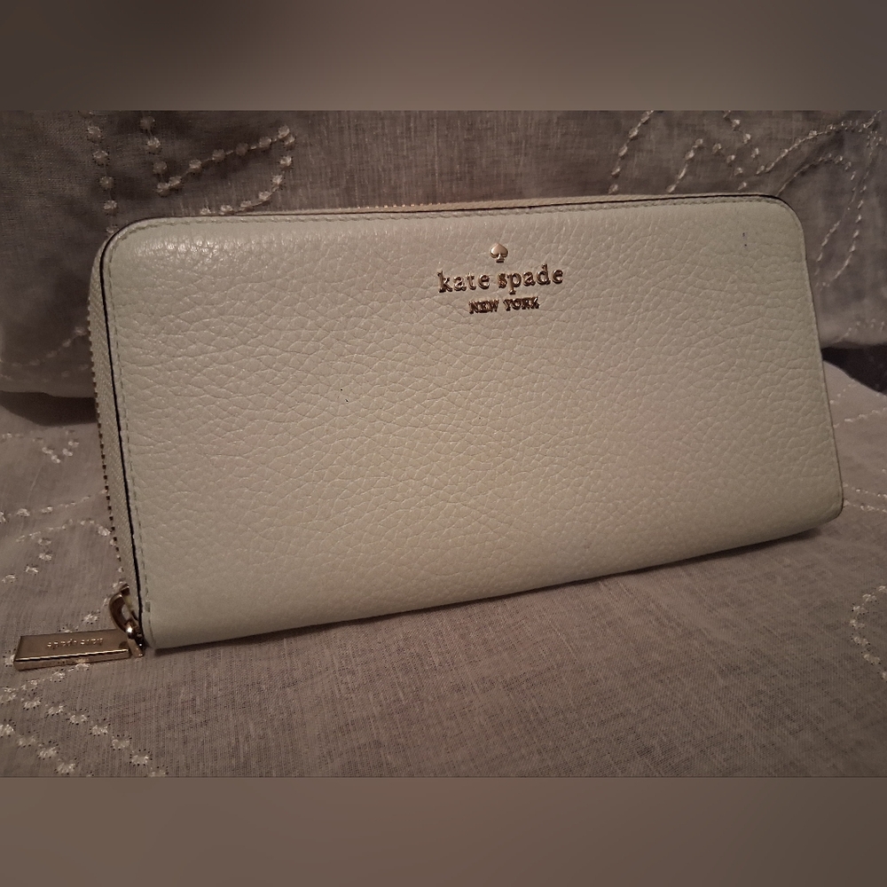 Kate Spade Light Mint Green Pebbled Leather Wallet